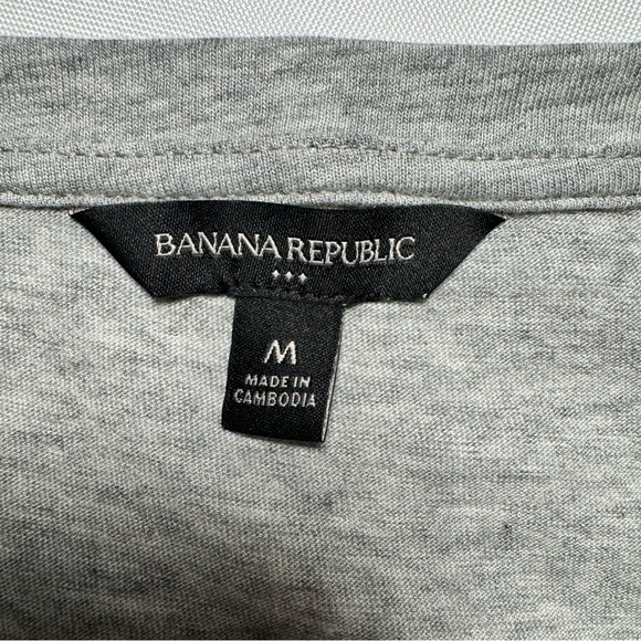 Banana Republic Ruffle Tee - Picture 2 of 3
